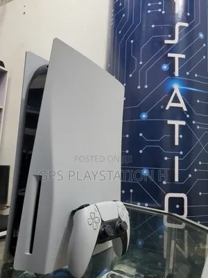 Photo - Playstation 5 Standard Model Fifa 26 Installed and Other Games