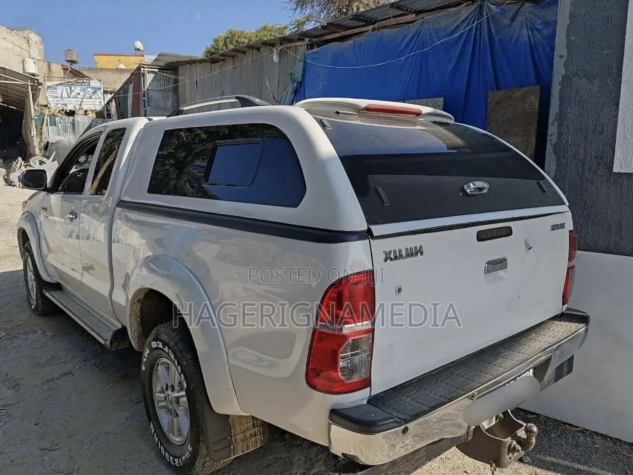 Toyota Hilux 2013 White