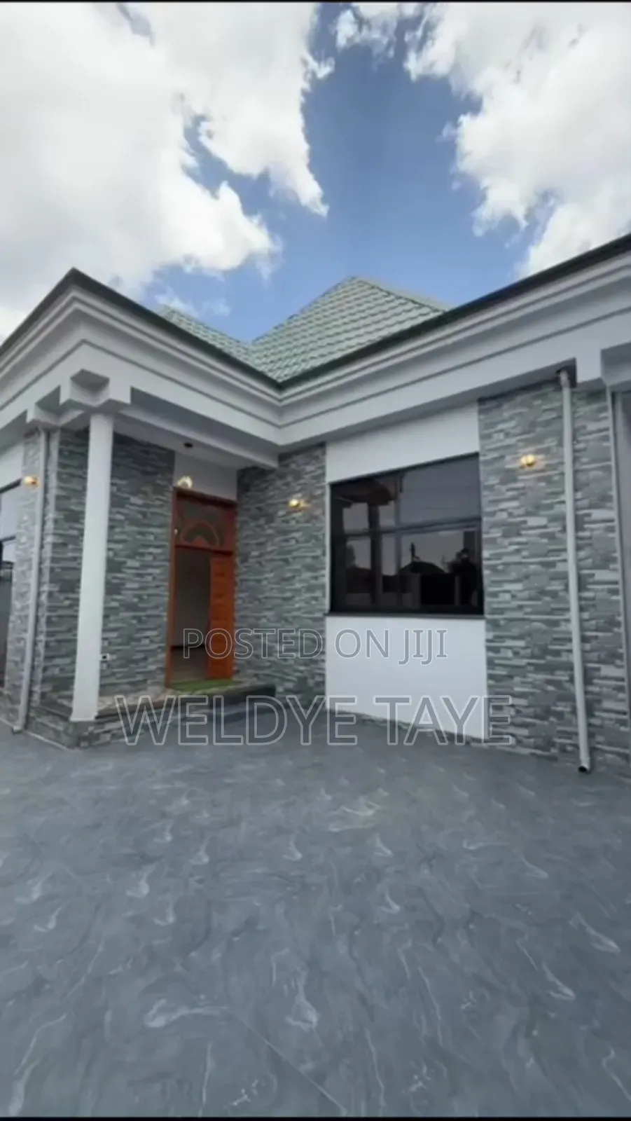 Furnished 5bdrm Villa in Bole for sale