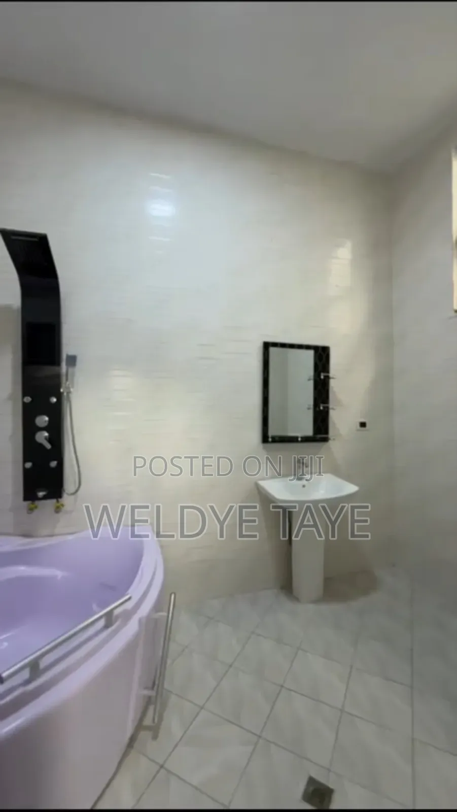 Furnished 5bdrm Villa in Bole for sale