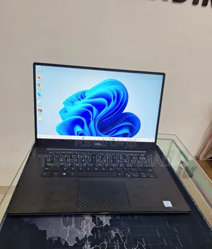 New Laptop Dell Precision 5530 16GB Intel Core I7 SSD 512GB