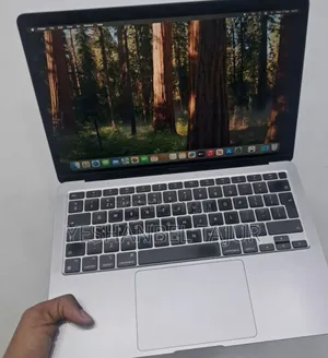 Photo - New Laptop Apple MacBook Air 2020 M1 16GB Apple M1 SSD 512GB