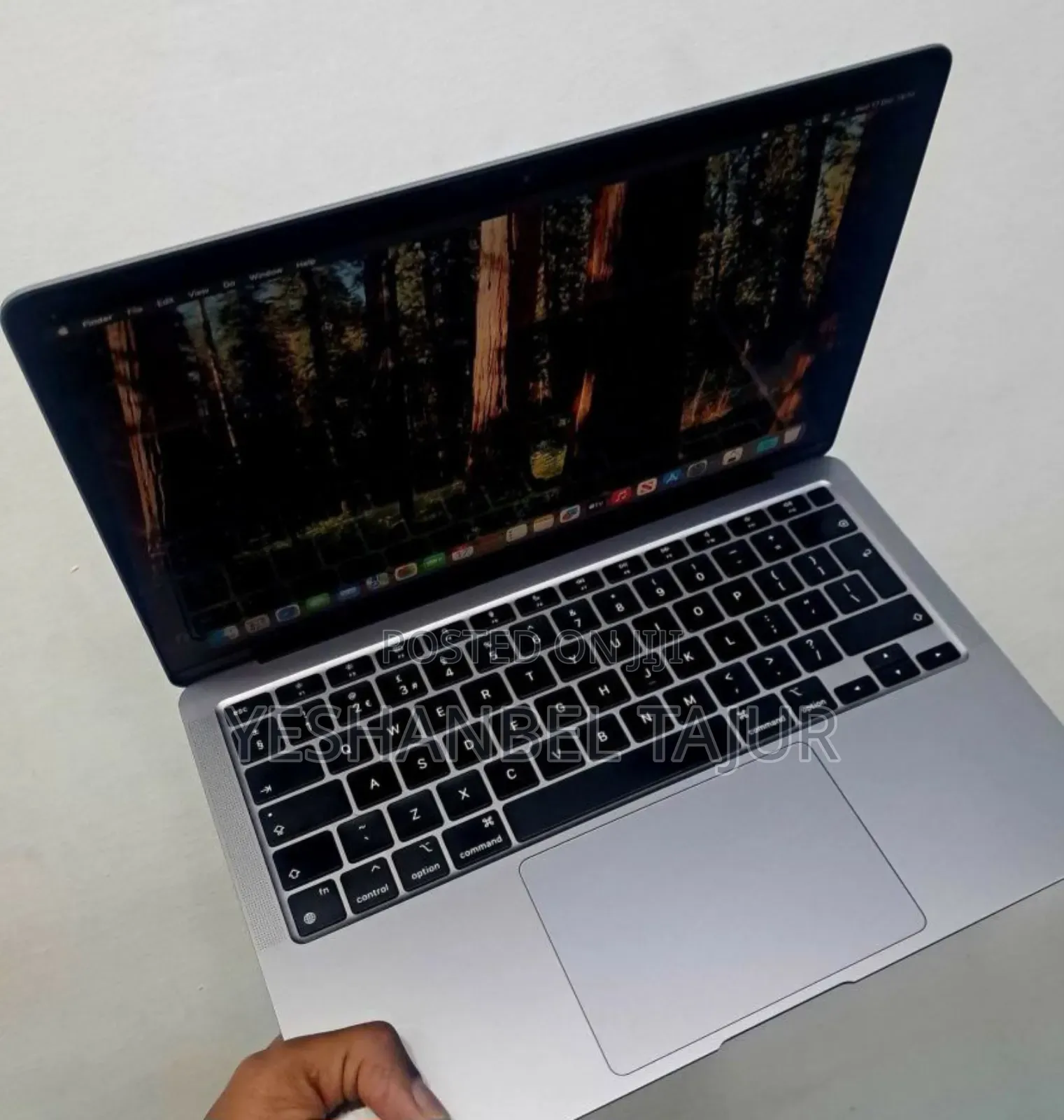 New Laptop Apple MacBook Air 2020 M1 16GB Apple M1 SSD 512GB