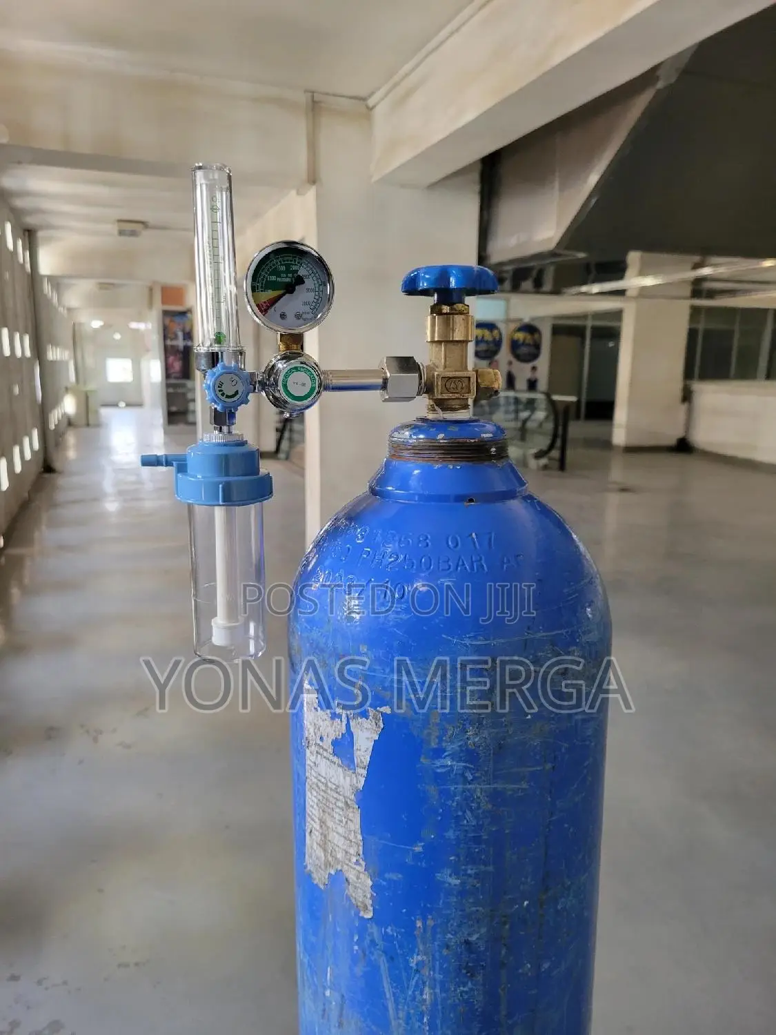 Oxygen Cylinder轮罔safe Handling and Use of Compressed Gas Cylinders