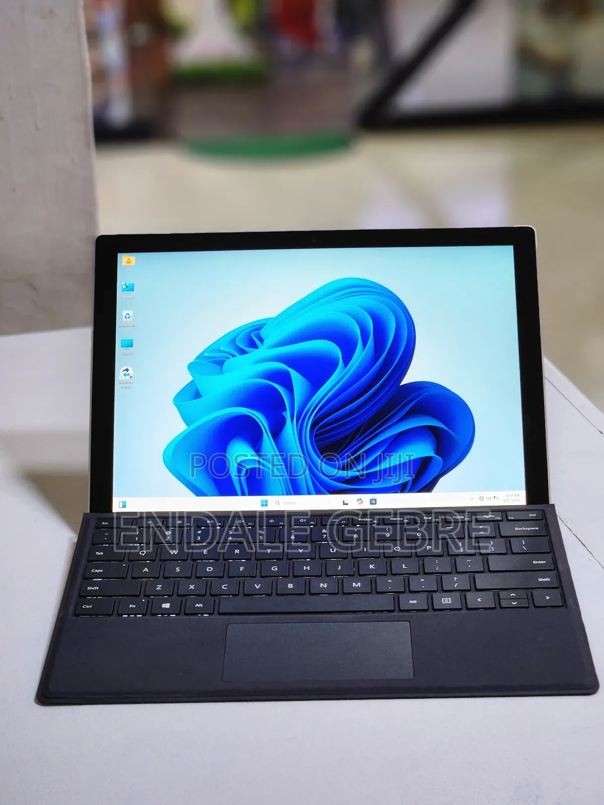 New Laptop Microsoft Surface Pro 7 16GB Intel Core I7 SSD 512GB