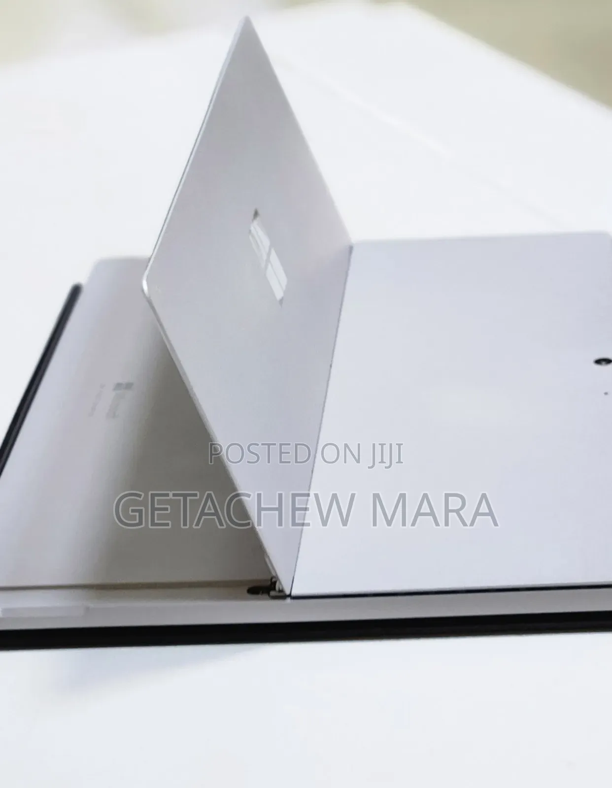 New Laptop Microsoft Surface 16GB Intel Core I7 SSD 512GB