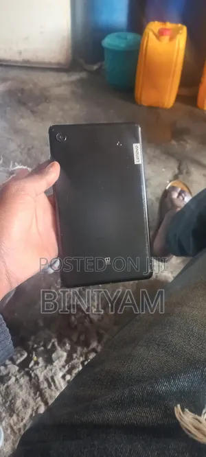 Lenovo Tab M10 64 GB Black