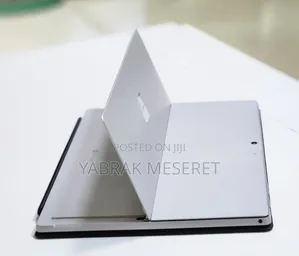 New Laptop Microsoft Surface Pro 7 16GB Intel Core I7 SSD 512GB