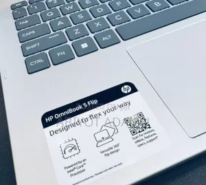 New Laptop HP OmniBook 5 Flip 16GB Intel Core I7 SSD 512GB