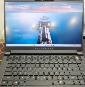 New Laptop Alienware Area-51m 16GB Intel Core I7 SSD 1T