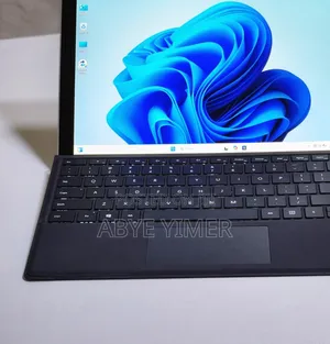 New Laptop Microsoft Surface Pro 7 16GB Intel Core I7 SSD 512GB