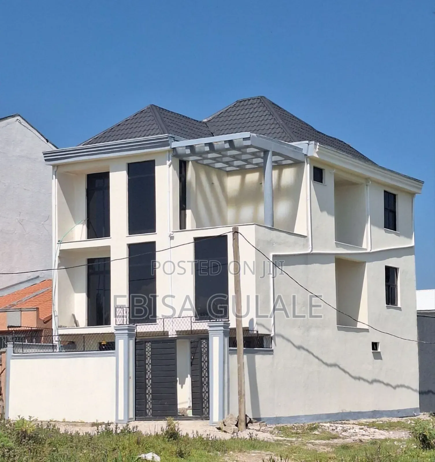 6bdrm Farm House in Oromia-Finfinne for sale