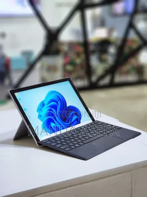 New Laptop Microsoft Surface 16GB Intel Core I7 SSD 512GB