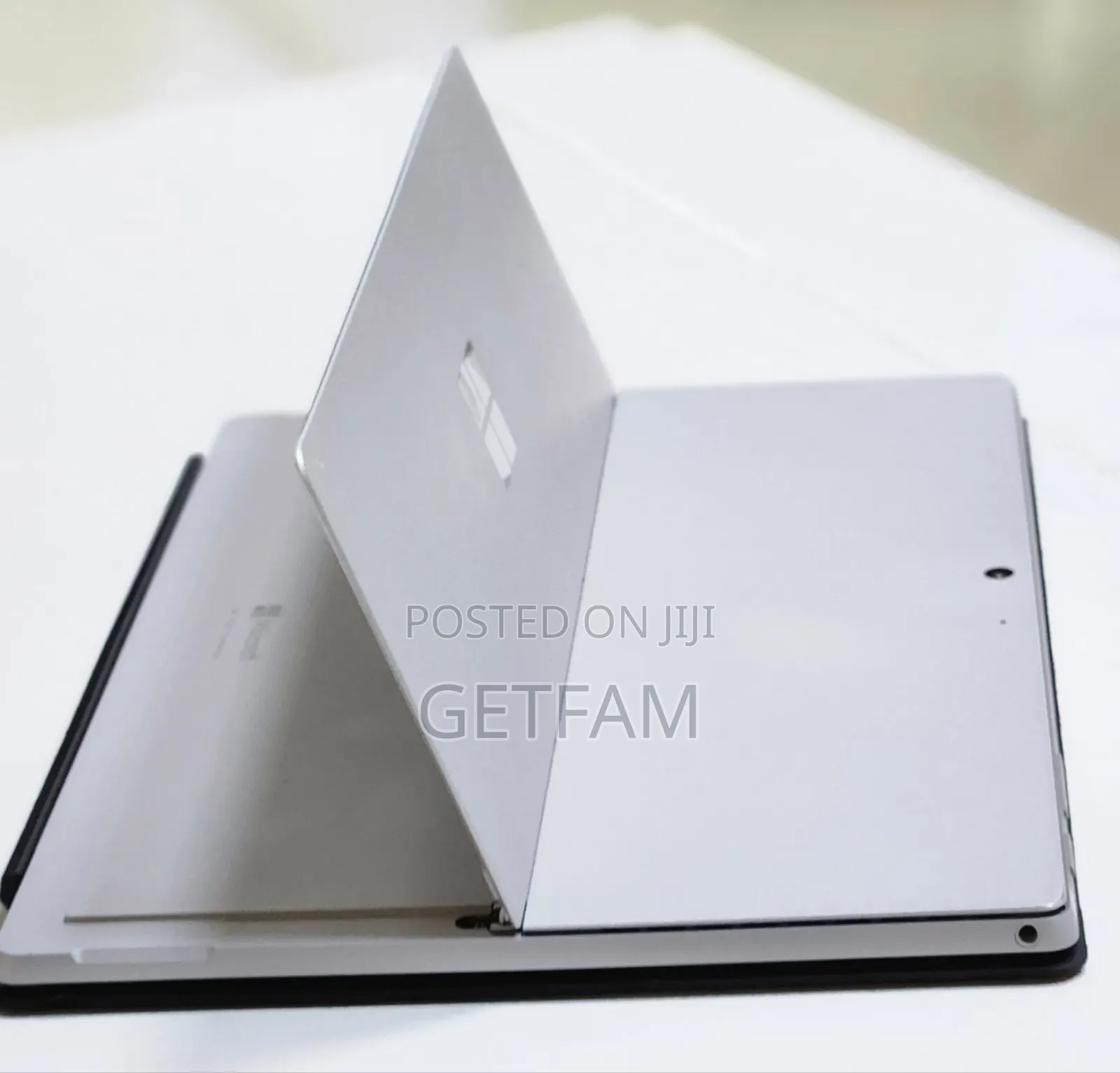 New Laptop Microsoft Surface 16GB Intel Core I7 SSD 512GB