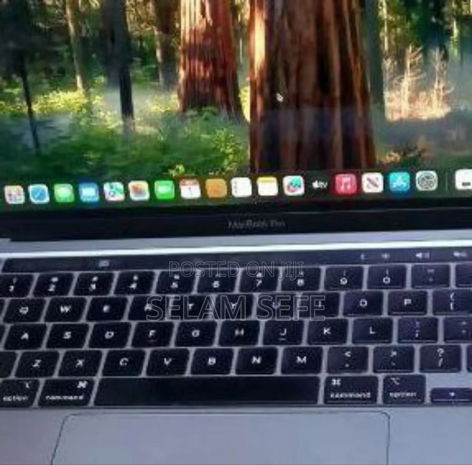 New Laptop Apple MacBook Pro M1 8GB Apple M1 Pro SSD 256GB