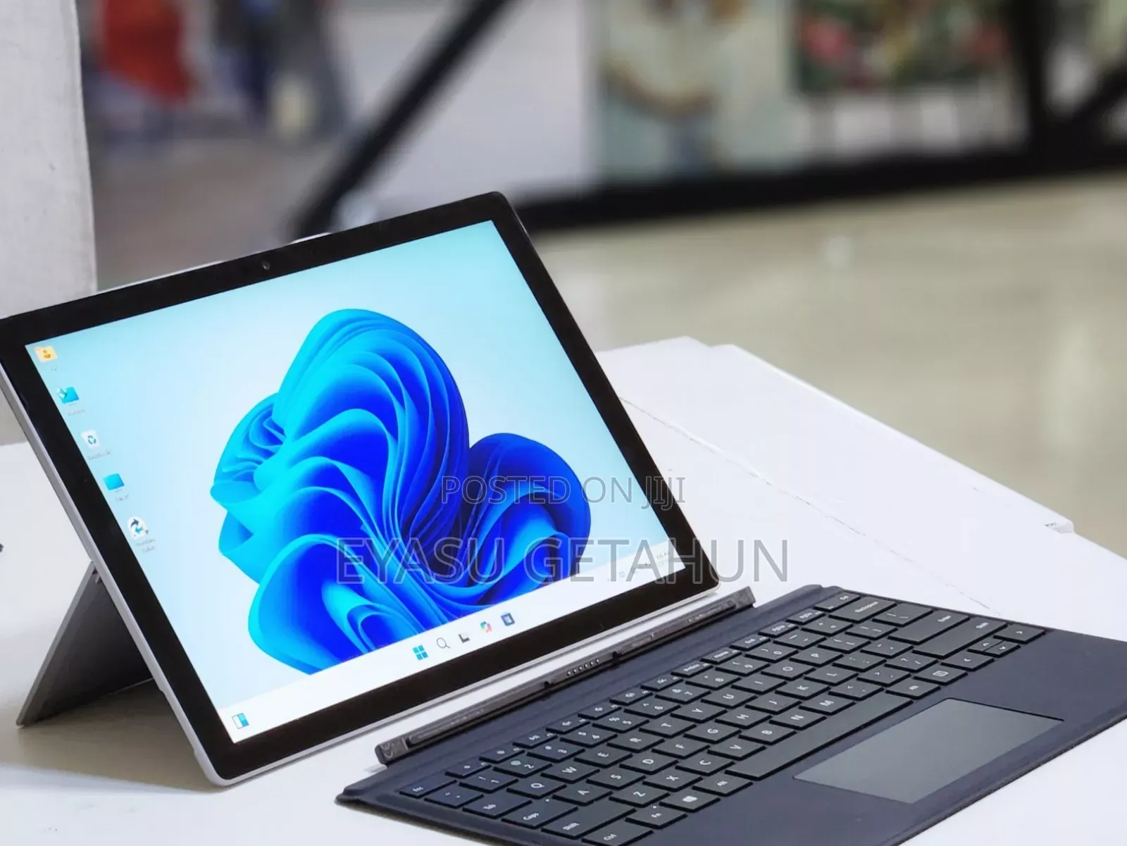 New Laptop Microsoft Surface Pro 7 16GB Intel Core I7 SSD 512GB