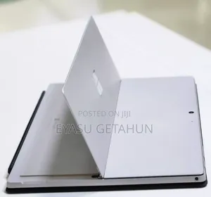 New Laptop Microsoft Surface Pro 7 16GB Intel Core I7 SSD 512GB