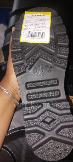 Photo - Waterproof Boots