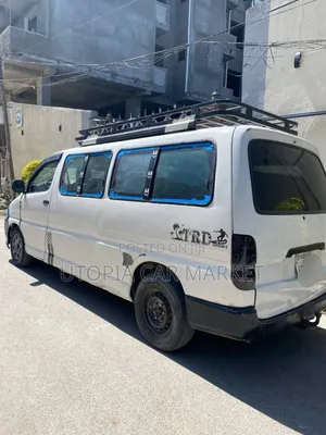 Toyota HiAce 2007 White