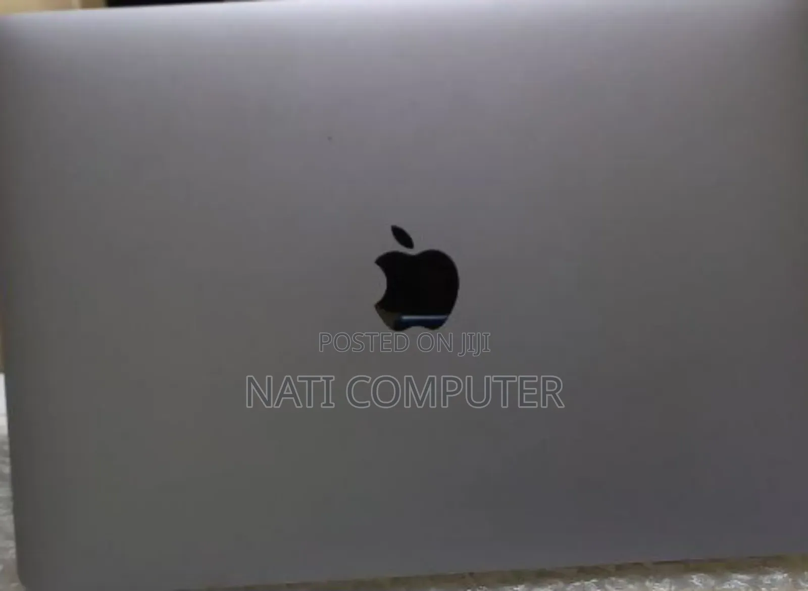 New Laptop Apple MacBook Pro M1 8GB Apple M1 Pro SSD 256GB