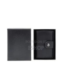 One-Button Card Pop-Up Wallet for Fast Retrieval