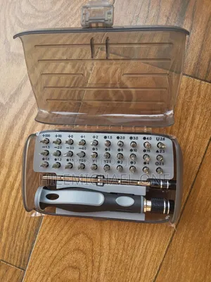 Photo - 32 in 1 Screw Driver Set
