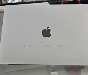 New Laptop Apple MacBook Air 2020 M1 16GB Apple M2 SSD 256GB
