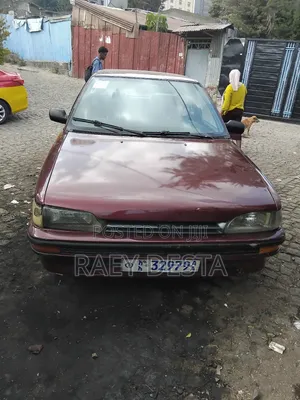Photo - Toyota Corolla 1992 Maroon