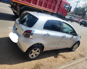 Toyota Yaris 2006 Silver