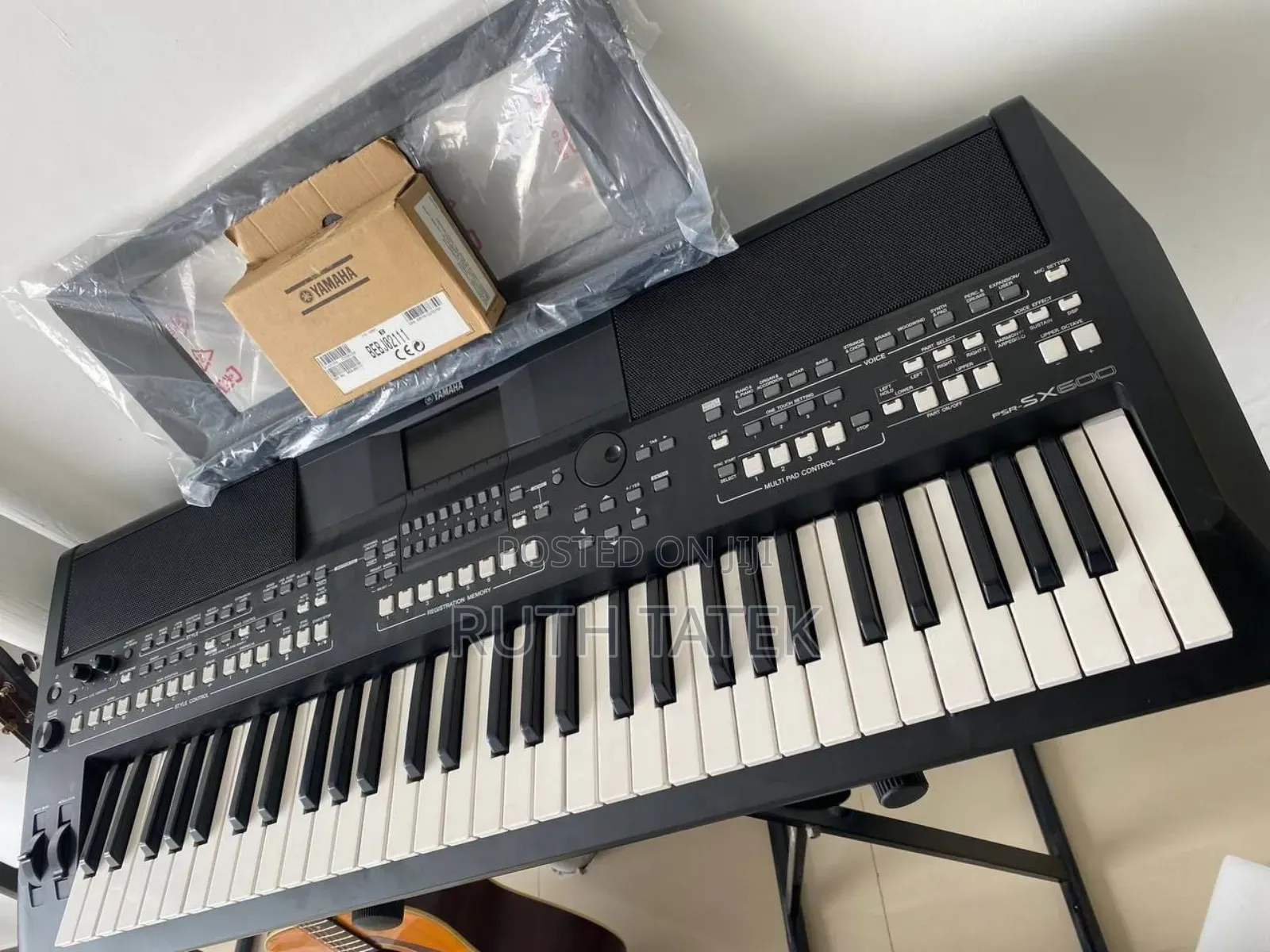Yamaha PSR Sx 600