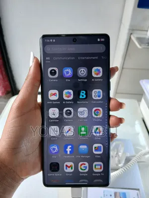Photo - New Tecno Camon 40 Pro 256 GB Bronze