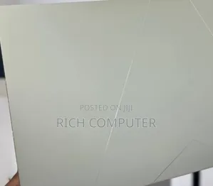 New Laptop Asus Zenbook 14 UX434 16GB Intel Core I7 SSD 512GB