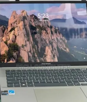 New Laptop Asus Zenbook 14 UX434 16GB Intel Core I7 SSD 512GB