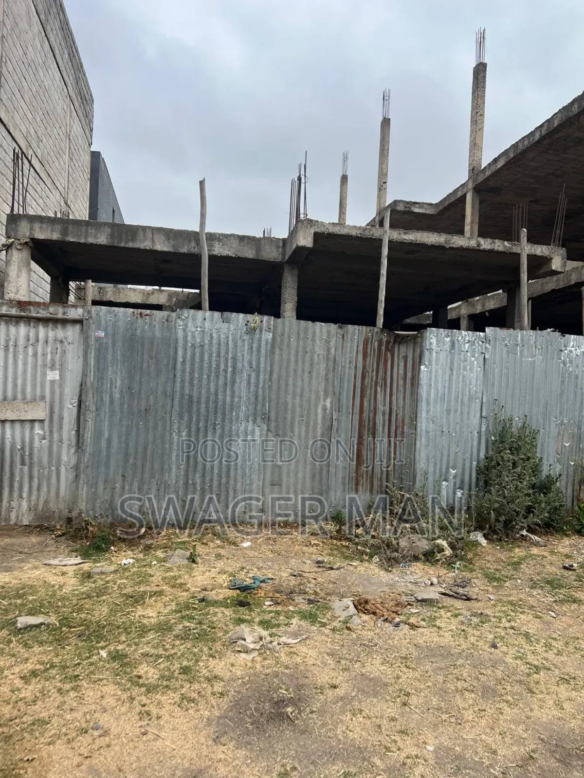 7bdrm House in Legetafo, Yeka for sale