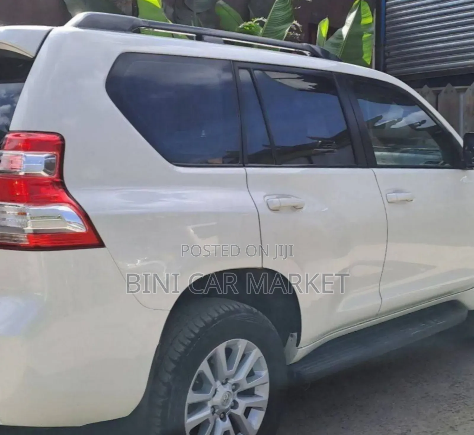 Toyota Land Cruiser Prado 2015 White