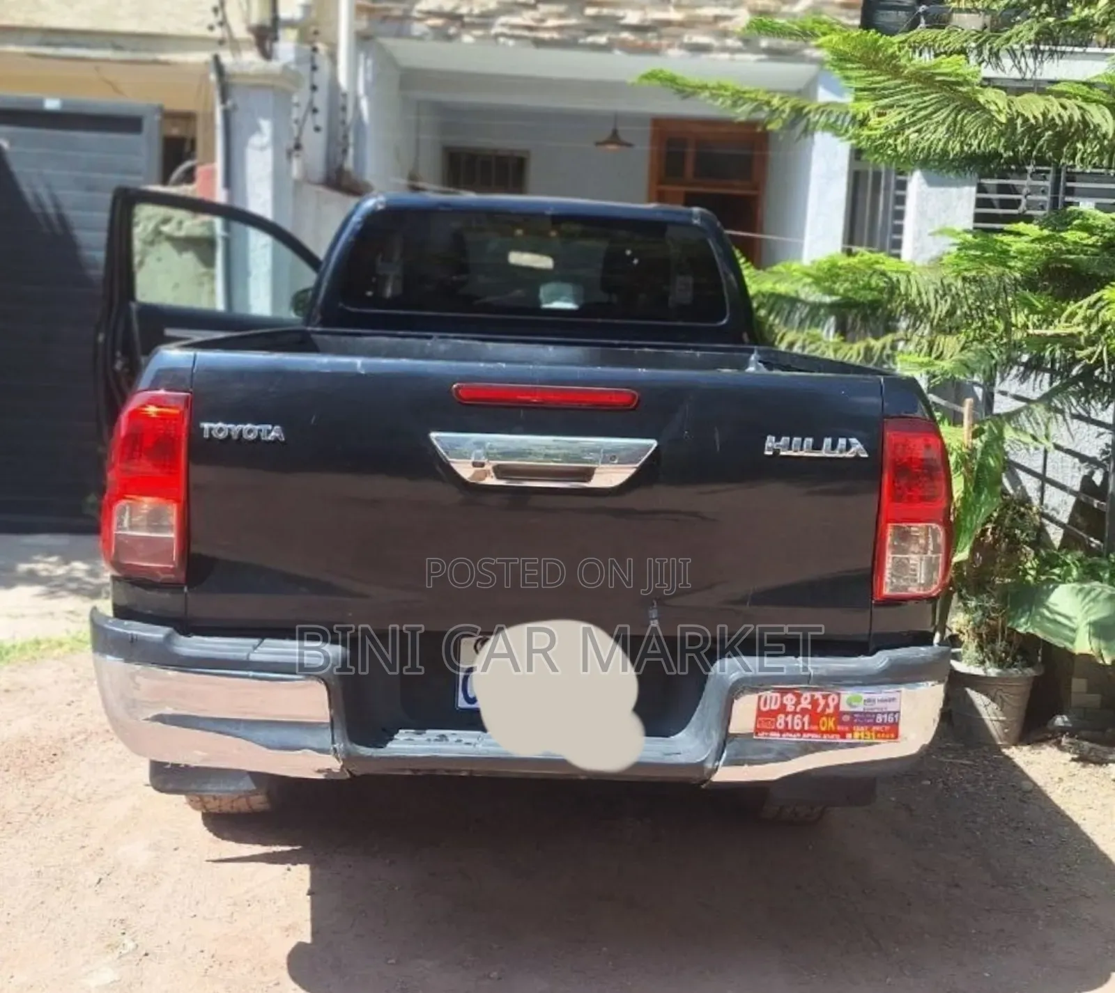 Toyota Hilux 2016 Black