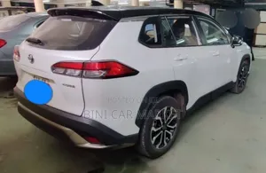 Toyota Frontlander 2.0 Hybrid FWD 2024 White