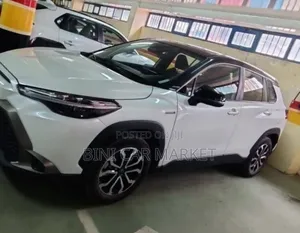 Toyota Frontlander 2.0 Hybrid FWD 2024 White