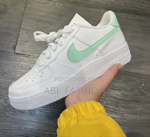 Photo - Nike Air Force 1 "Mint Foam" Shoes