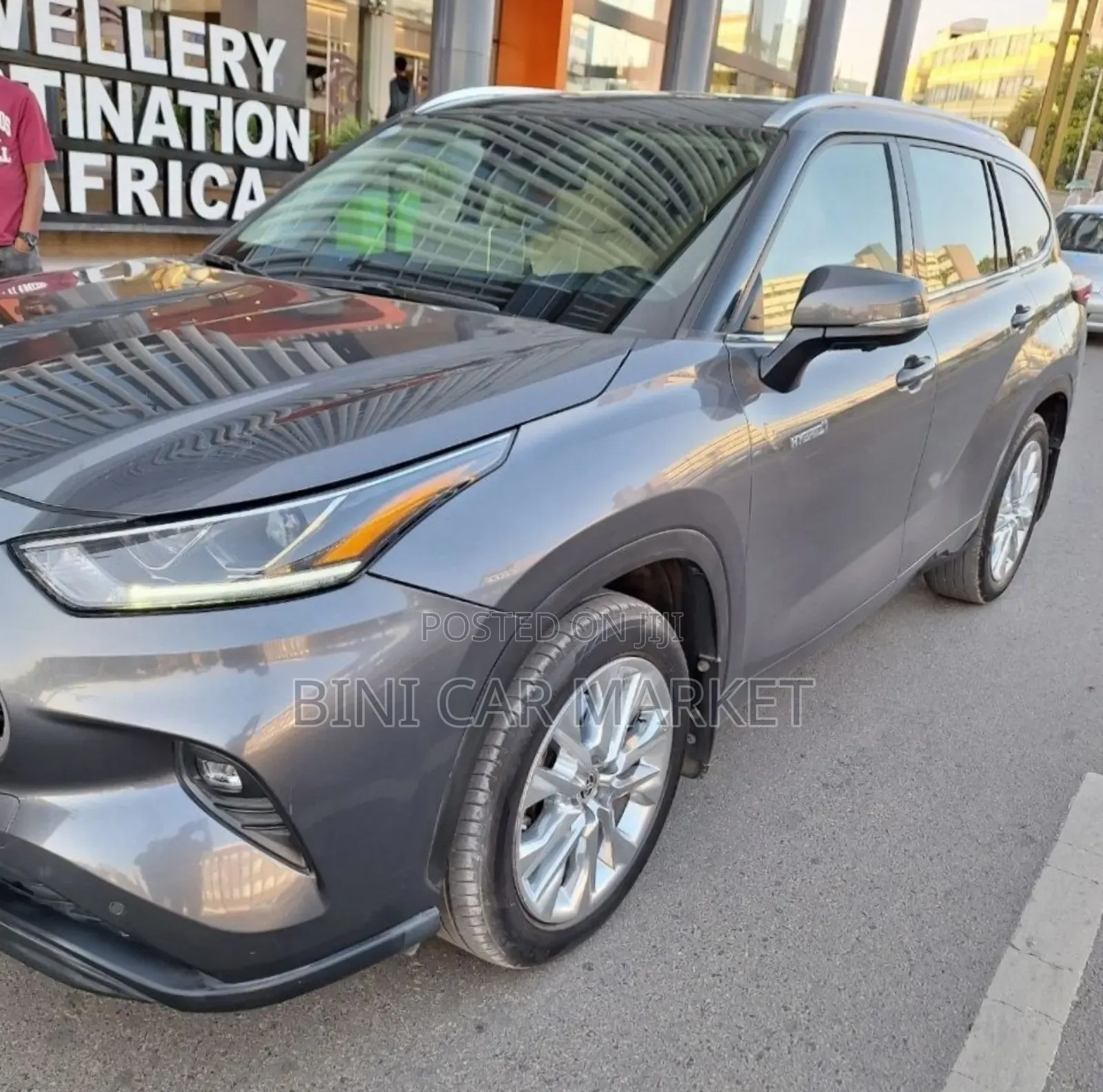 Toyota Highlander Hybrid Limited 2023 Gray