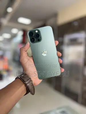 Photo - Apple iPhone 13 Pro Max 128 GB Green
