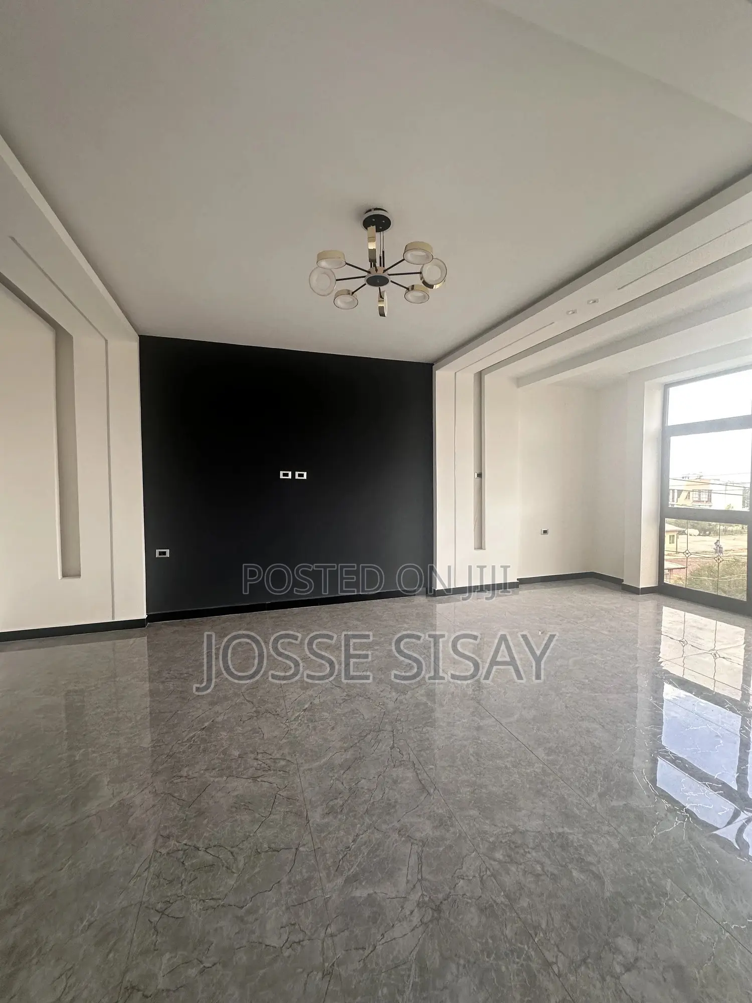 5bdrm House in Ayat, Yeka for sale
