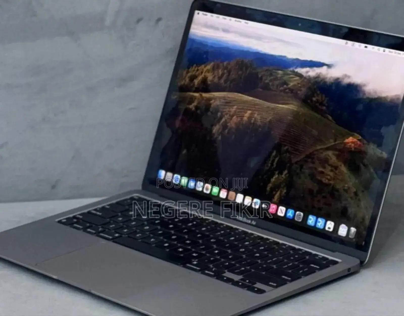 New Laptop Apple MacBook Air 2020 M1 8GB Apple M1 SSD 128GB