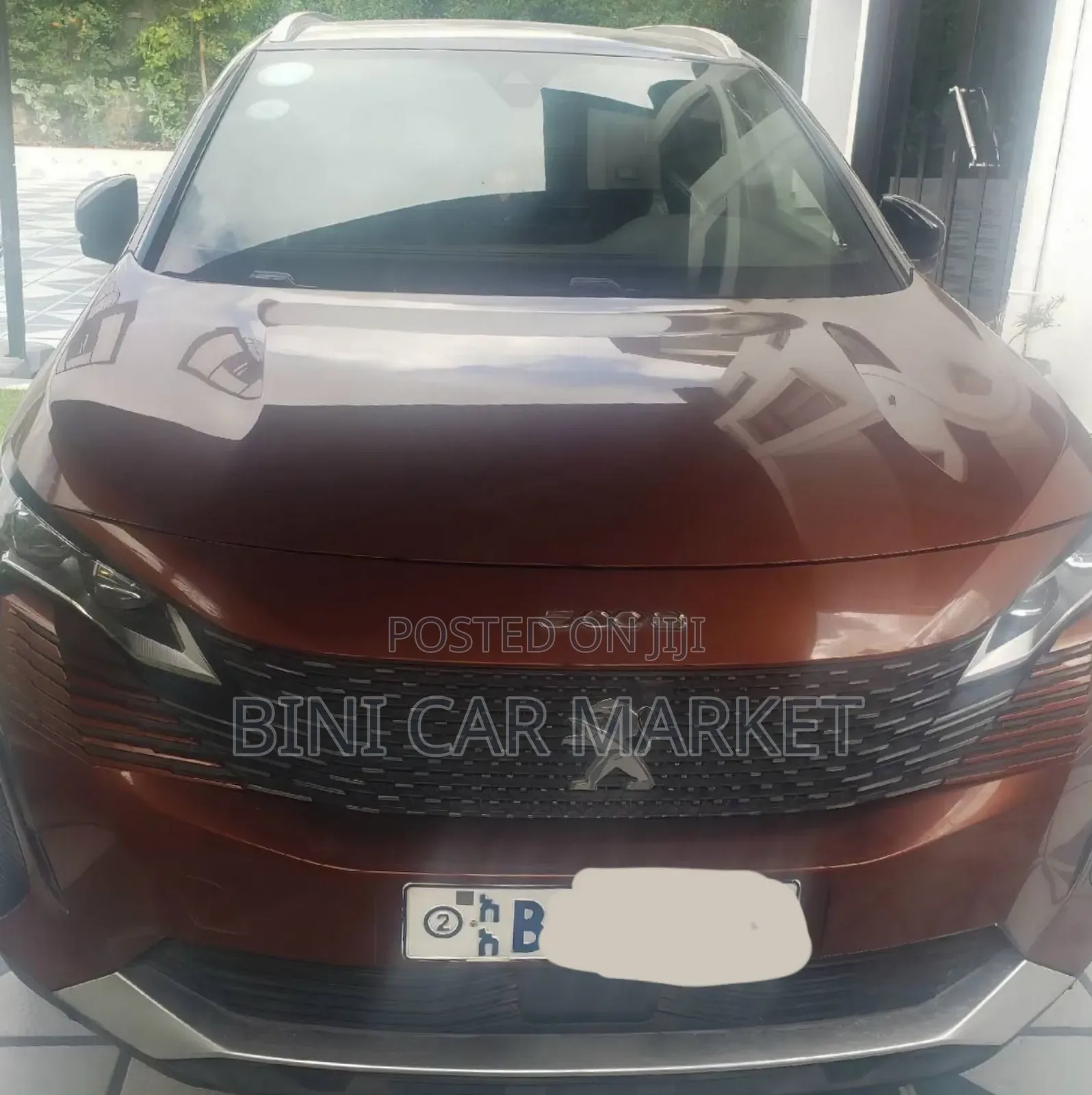 Peugeot 5008 2022 Brown