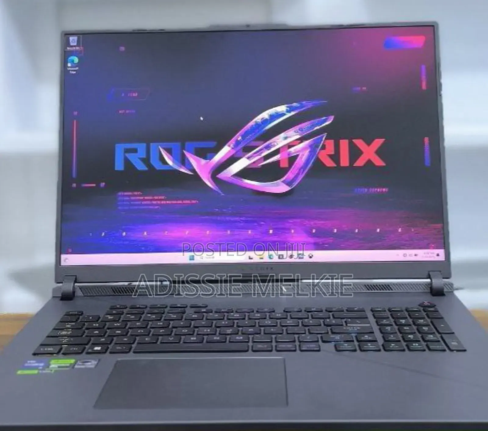 New Laptop Asus ROG GX800VH 32GB Intel Core I9 SSD 1T