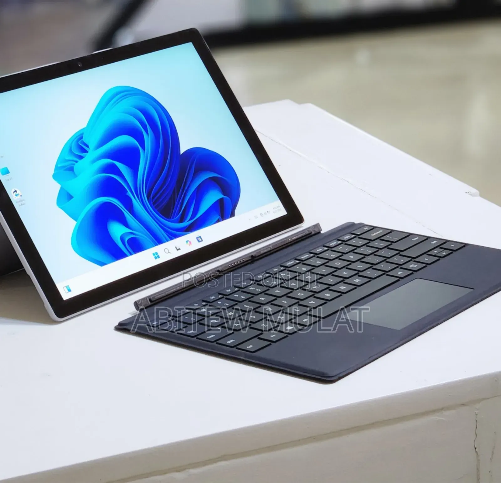 New Laptop Microsoft Surface Pro 7 16GB Intel Core I7 SSD 512GB