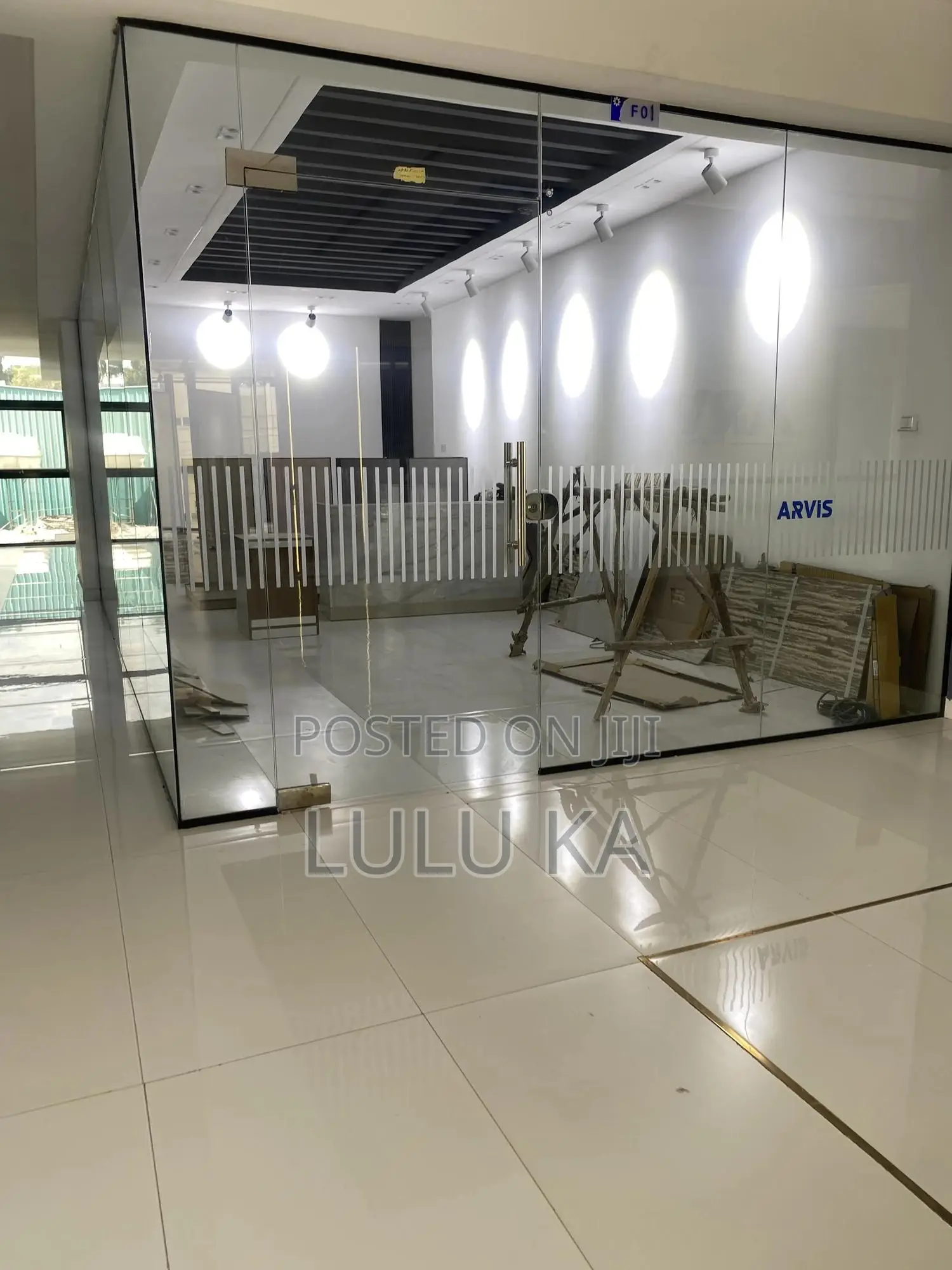 የንግድ እንዲሁም ለቢሮ የተዘጋጁ ሱቆች