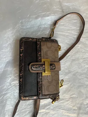 Photo - Chrisbella Woman' Bag