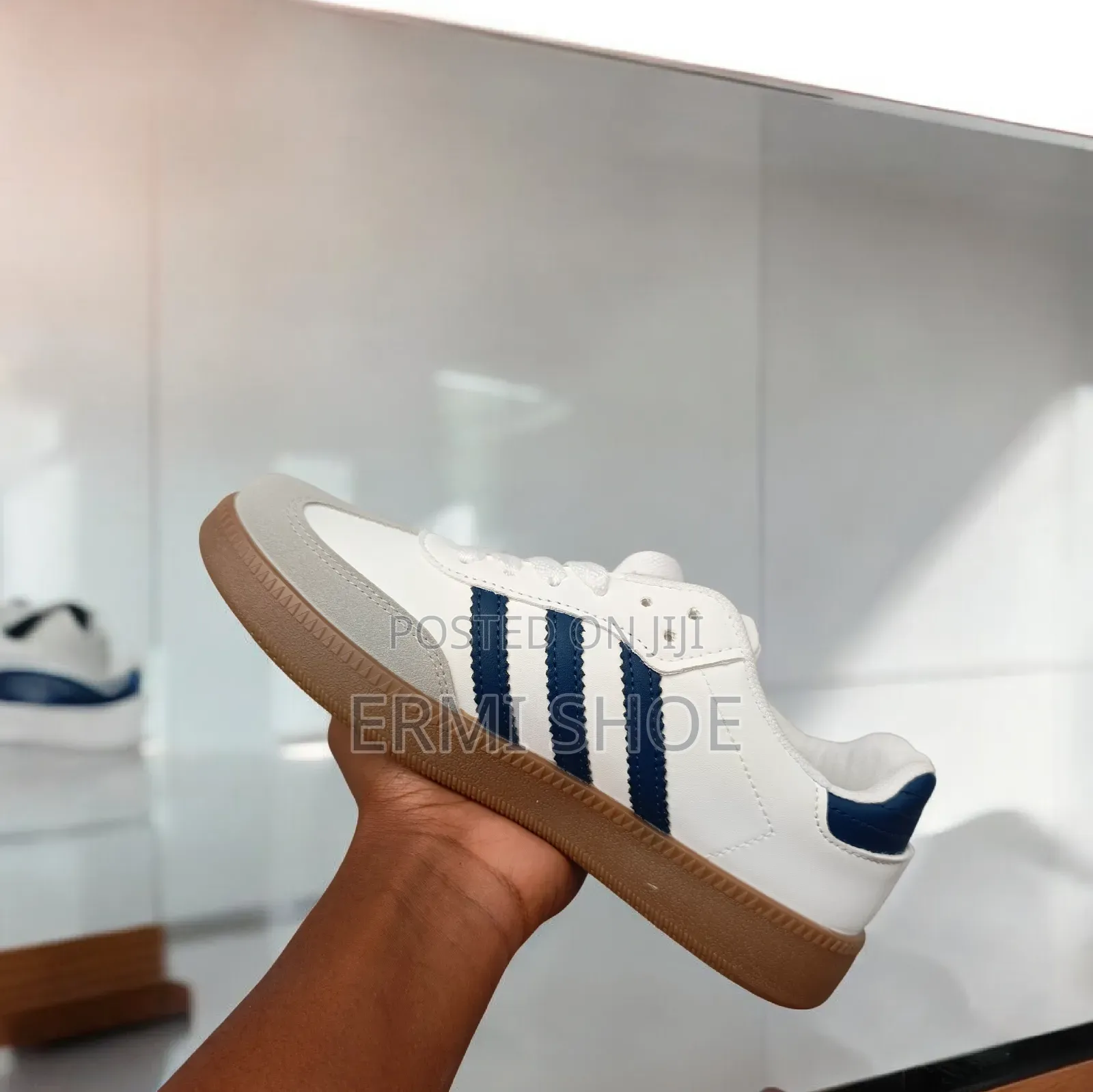 ሳምባ የሴቶች ጫማ