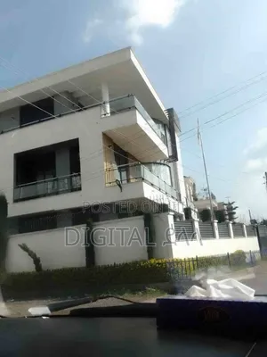5bdrm Villa in Digital ደላላ, Lideta for sale